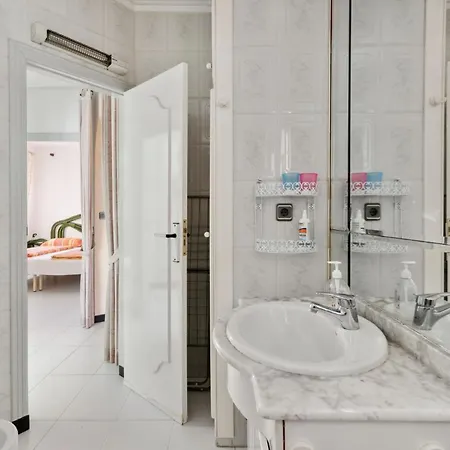 Apartment Fuer 4 Personen Ca 75 M In Punta Prima, Mittelmeerkueste Spanien Costa Blanca